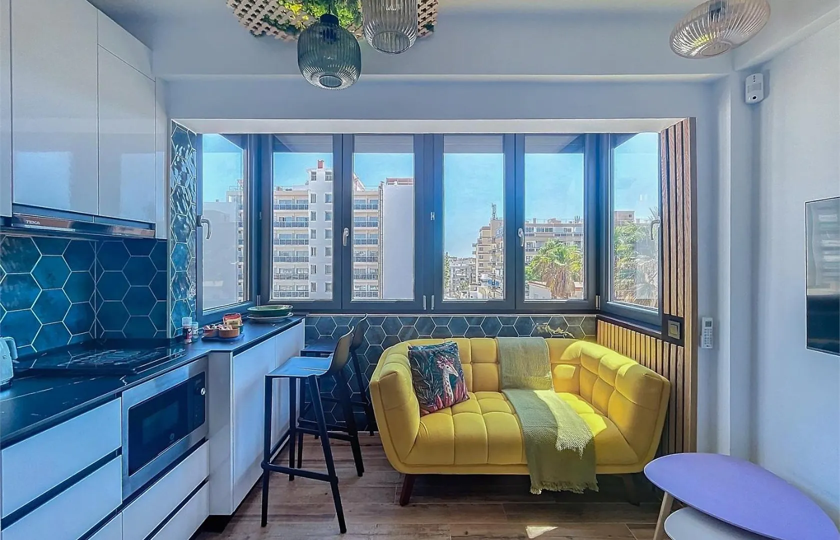 Urban Luxe Studio Torremoilinos 托雷莫利诺斯